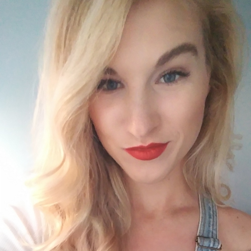 Meet your Posher, Sara